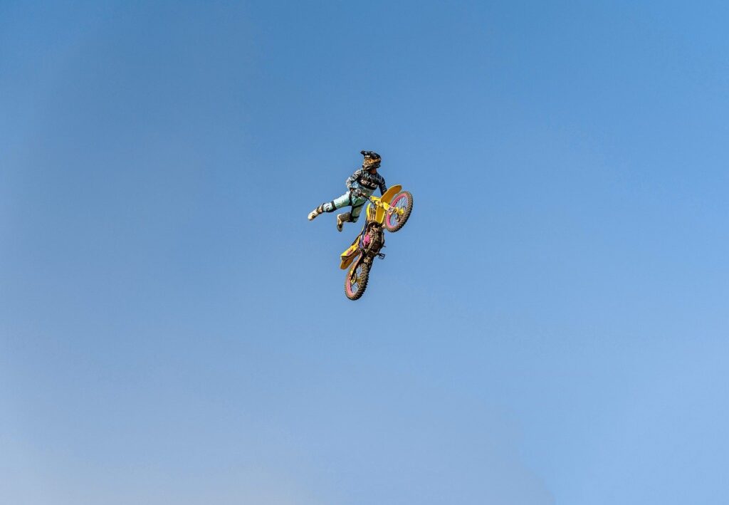 motocross, stunt, freestyle-8284540.jpg