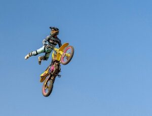 motocross, stunt, freestyle-8284540.jpg